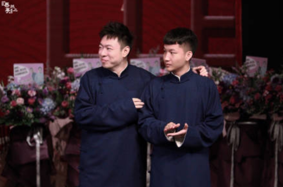 张九泰本名张席仔,他搭档刘筱亭说相声,其实也并非是一帆风顺,德云社