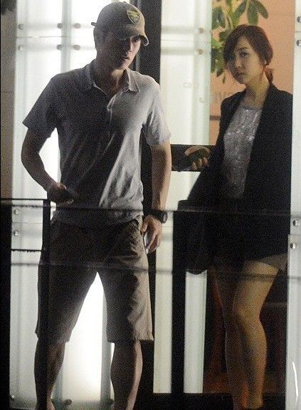 具滋哲现在的妻子照片 具滋哲赛场踢人事件如何解释