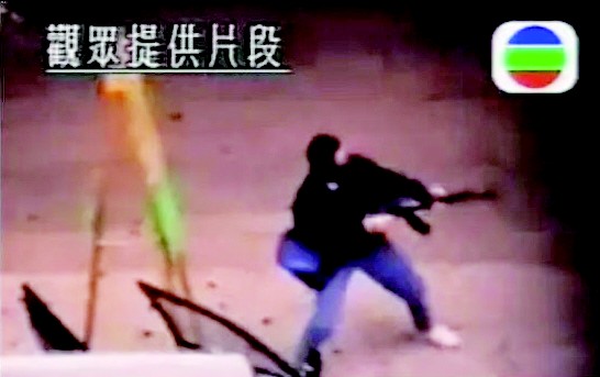 叶继欢为什么要杀蔡志雄 叶继欢和尹国驹火拼画面图