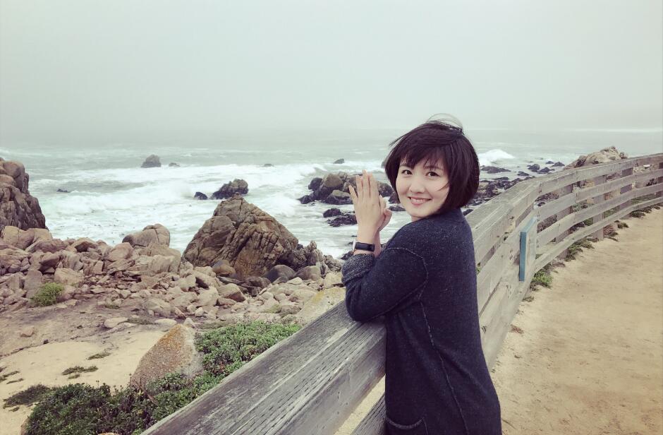 ��С���������Ϲ���˭ ��С���뽯��Ϊ�Ǹ�Ů��