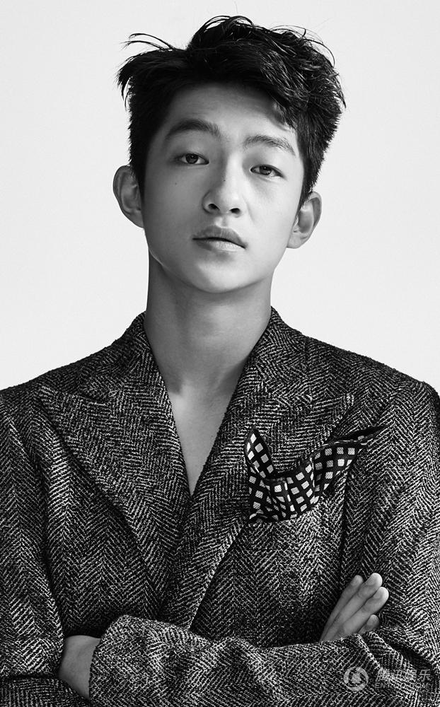 屈楚萧多大年龄了 屈楚萧女朋友是谁