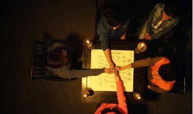 玩笔仙的后果亲身经历 玩笔仙怎么玩正确咒语