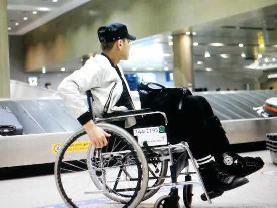 黄子韬素颜照前后对比图 黄子韬为什么退出exo是因为受伤