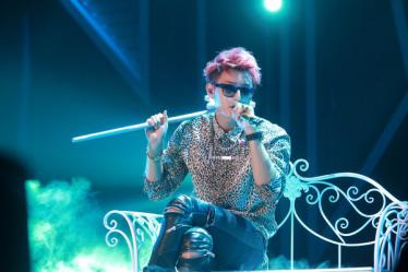 黄子韬素颜照前后对比图 黄子韬为什么退出exo是因为受伤