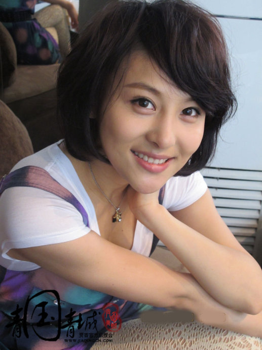 贾青的老公是林建国吗 贾青古装图片大全