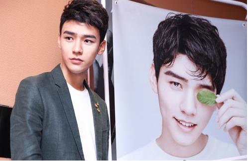 �����μӱ��μ�����һ�� ��Ů������Ƭʲô��