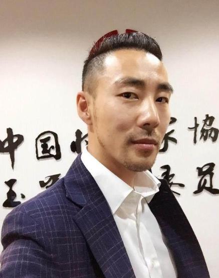 ��ֻ�Ǹ���˵������˭ ����������״�������