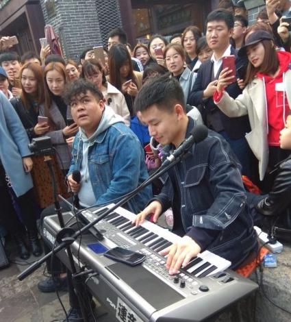 ��������ô���ڶ�����ʧ������ �����羭�����ĸ��ɶ