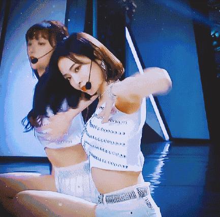 ����������������һ���� ���Ͽ��ִ�Ӫ����һ��