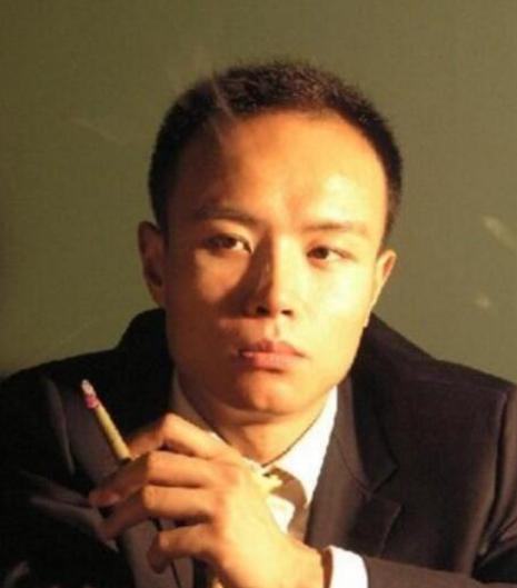 �ּ���ͷ������Ƭʲô�� ���м�������