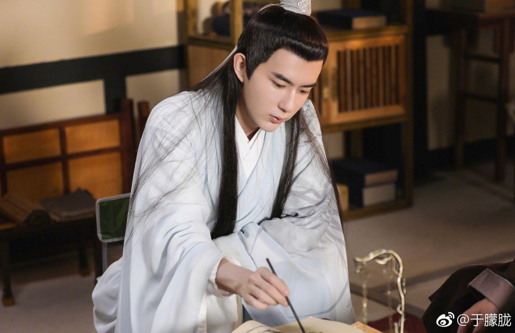 于朦胧最帅的古装照片组图 他小时候照片啥样子