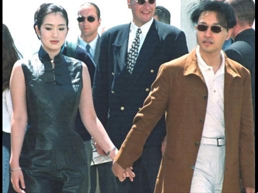 �ƺ������ε�������˭ �ƺ���͹���Ϊʲô���