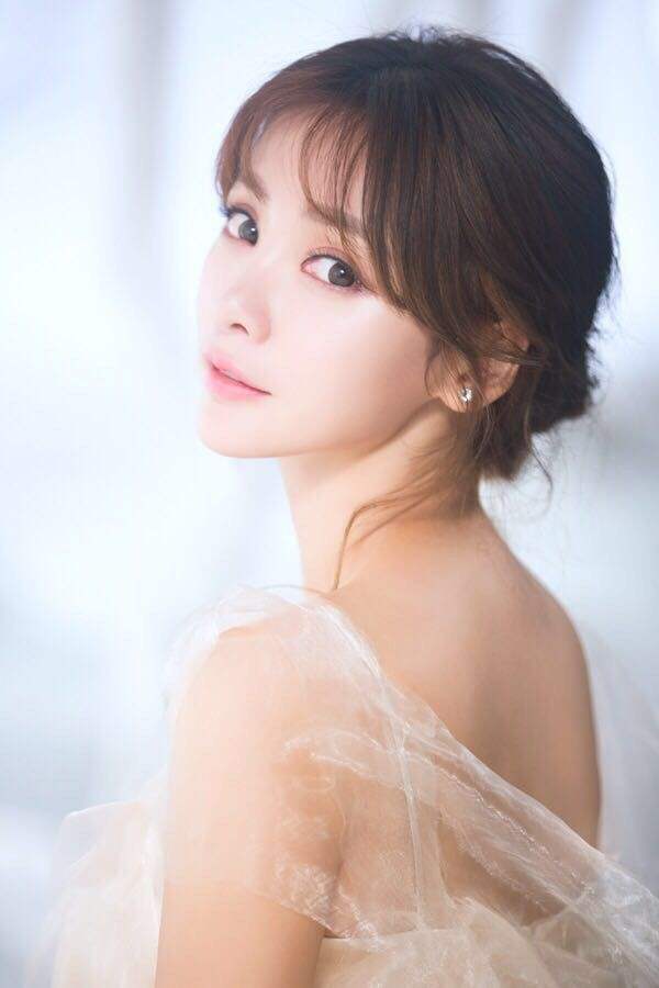 ����������������� ����Ϊ�������һ��Ů