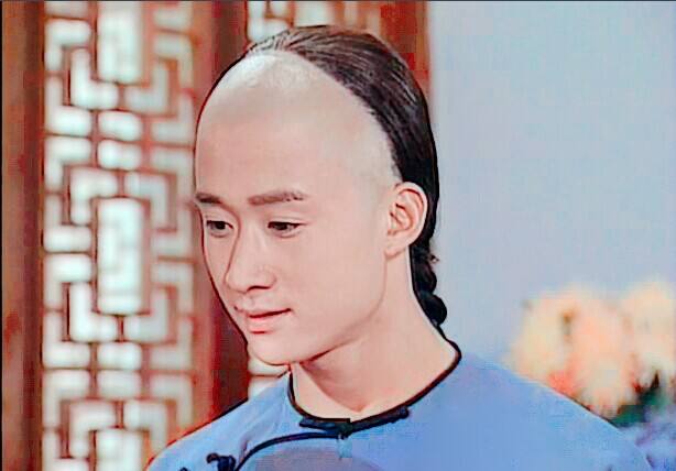 ���к��⾩��ʲô��ϵ �����������ھ���