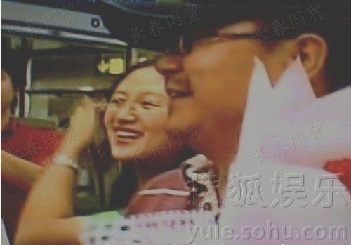 范伟老婆杨宝玲照片 杨宝玲是原配夫妻吗