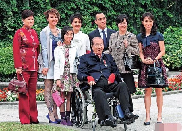 �������ĸ�̫̫���Ϸ��� �������ĸ�̫̫˭����Ǯ