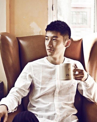 �������١��Ϊ ������Ů������˭