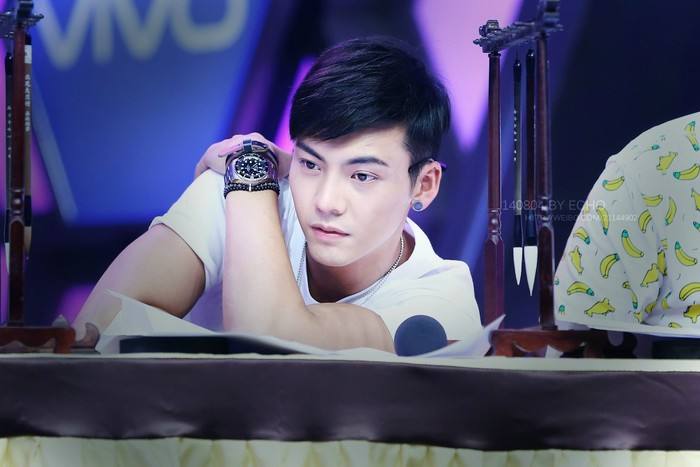 ��ΰ��Ϊʲô�д�ʦ�� ��ΰ�����˽еȵȵ�����