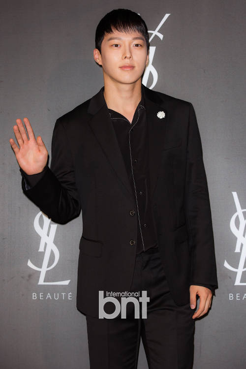 �Ż���������� ����һ��һС��������