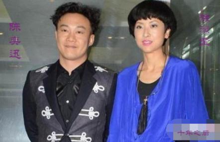 ����Ѹ�ڰڶ����ﳪ�ĸ���ʲô ����ѸΪʲô��������