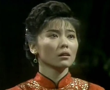 官晶华年轻时候的照片组图 郑少秋第二老婆官晶华家庭背景