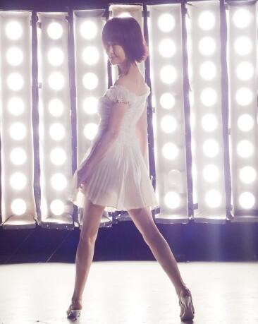 ��ӭ���Ź������պ�Ӱ�ع� 71����ӭ����òδ��Ƥ���������Ů