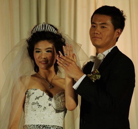 黄博文妻子李甜甜照片 黄博文为什么挨骂