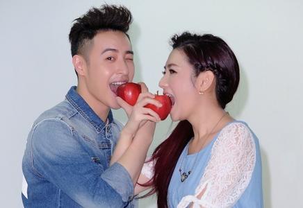 ����غ����̸�������� ��������Ů�Ѿ�Ȼ��ô��