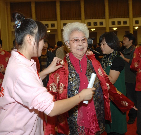 �����ǺͲ����������� ����ĸ���ﻪ��Ƭ