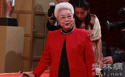 �����ǺͲ����������� ����ĸ���ﻪ��Ƭ