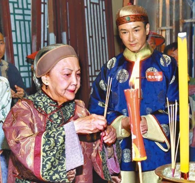 ��Ա��Ƽ����ʱ�����Ƭ ��ƼΪʲô����Ůû����