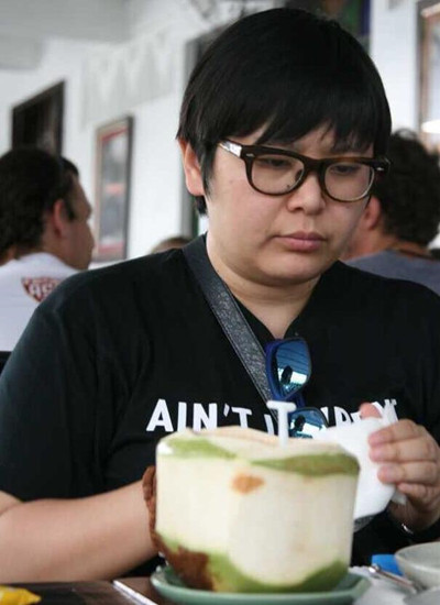 孙俪经纪人郭思年薪多少 郭思变胖后照片曝光