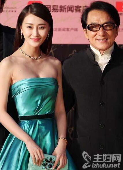 ������߶�д����Ƭ �����ǳ�����Ů����