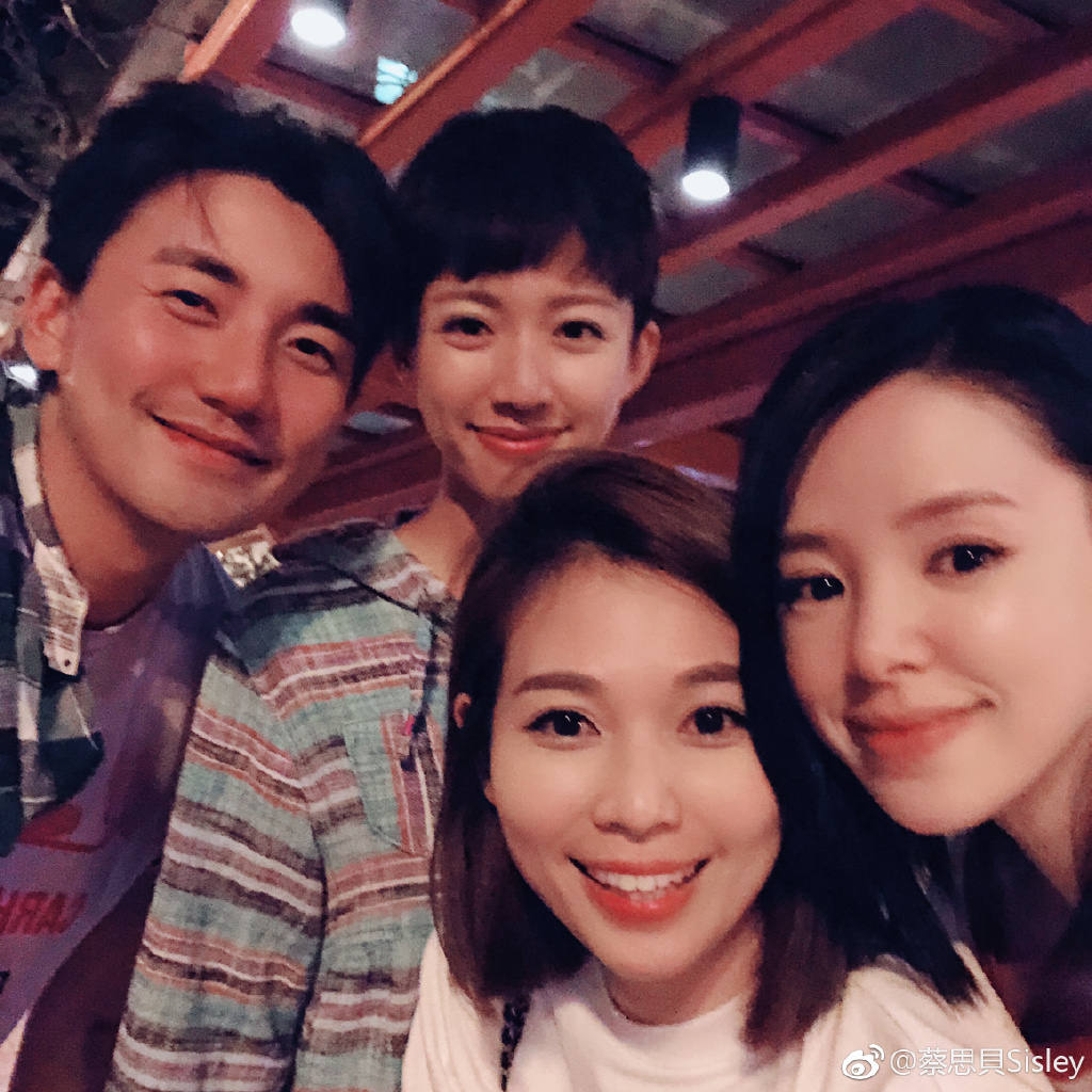 ��˼��ϲ���������� ��˼����Ʒ������ļٵ�