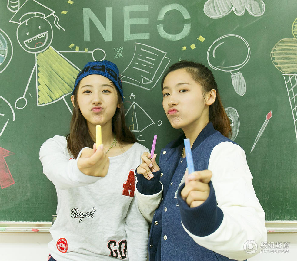 �������������Ժ�����Ƭ ������������ͮ��˫��̥��