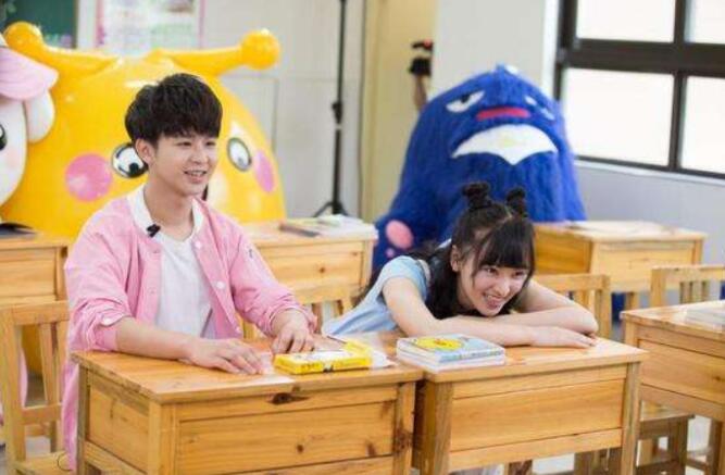 �²۴����ƾ�˭�ĳ� ���Ů�����ǻƲӲ���