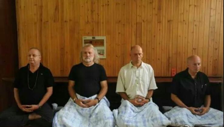 打坐为啥越来越瘦 长期打坐面貌变化图