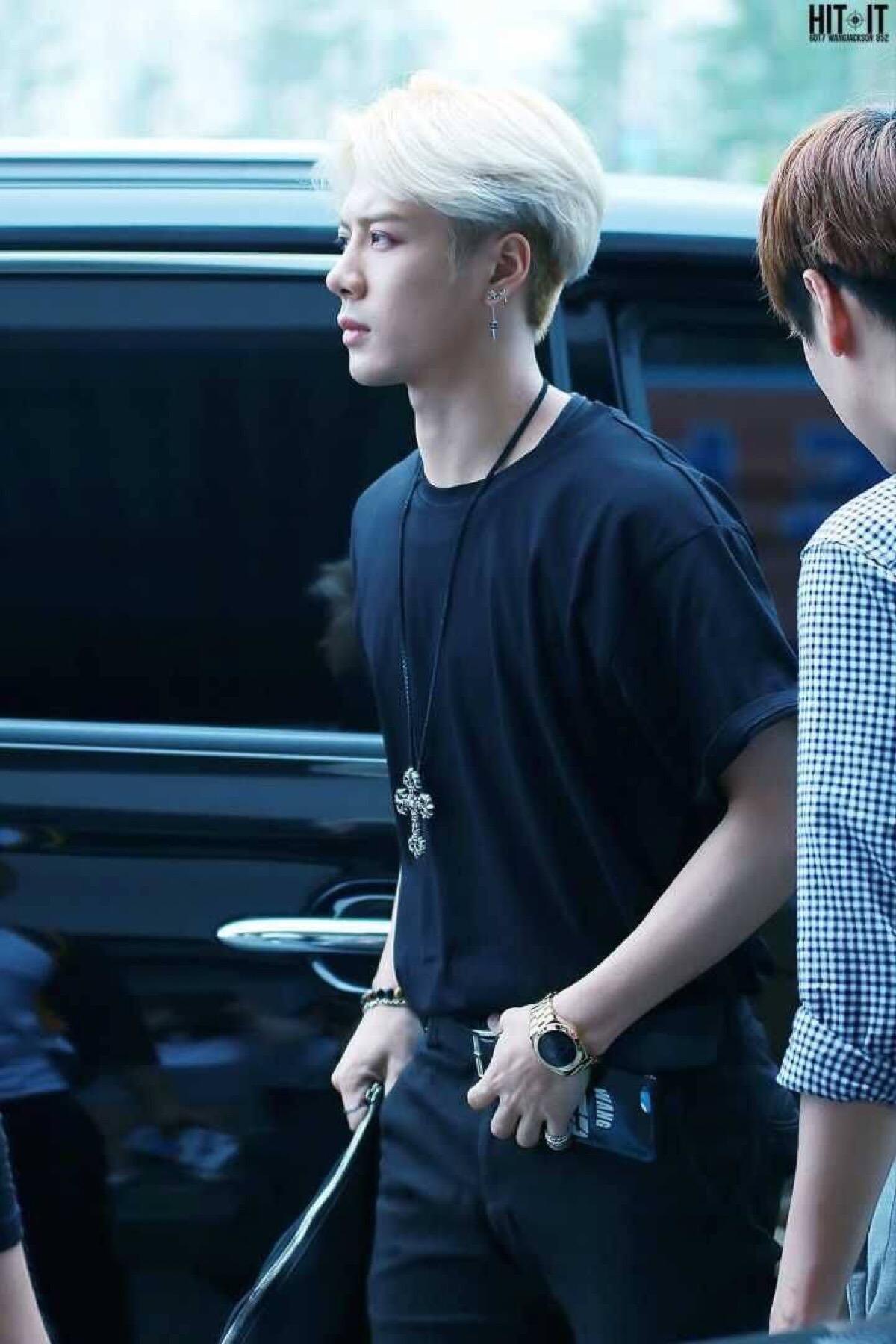 ���Ǵ���̽���ζ������� ���ζ���Ů��������