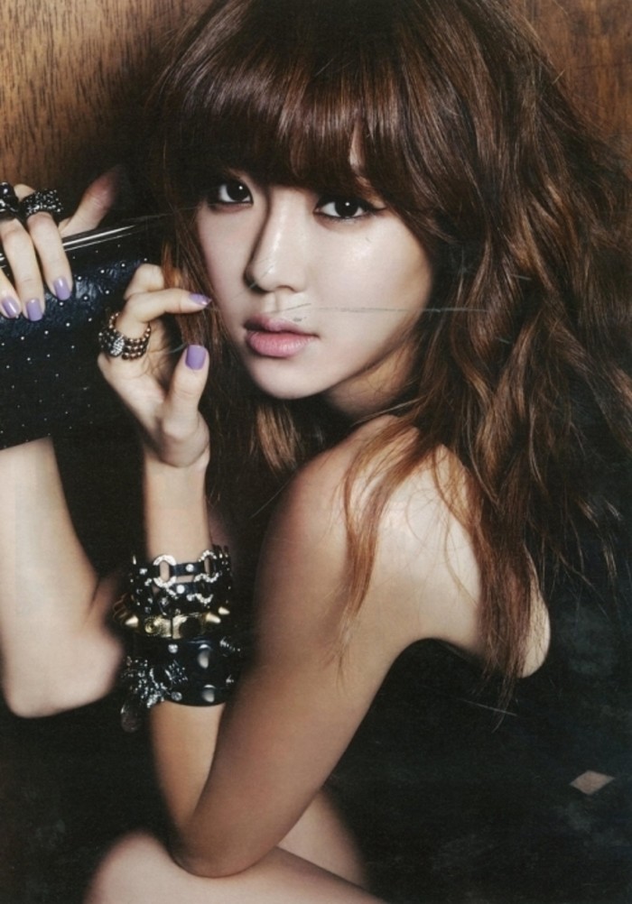 ��������10��������Ů���� ������Ů����ǰ��Ա�