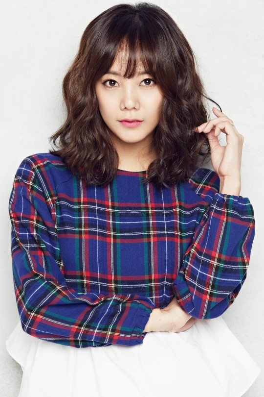 ��������10��������Ů���� ������Ů����ǰ��Ա�