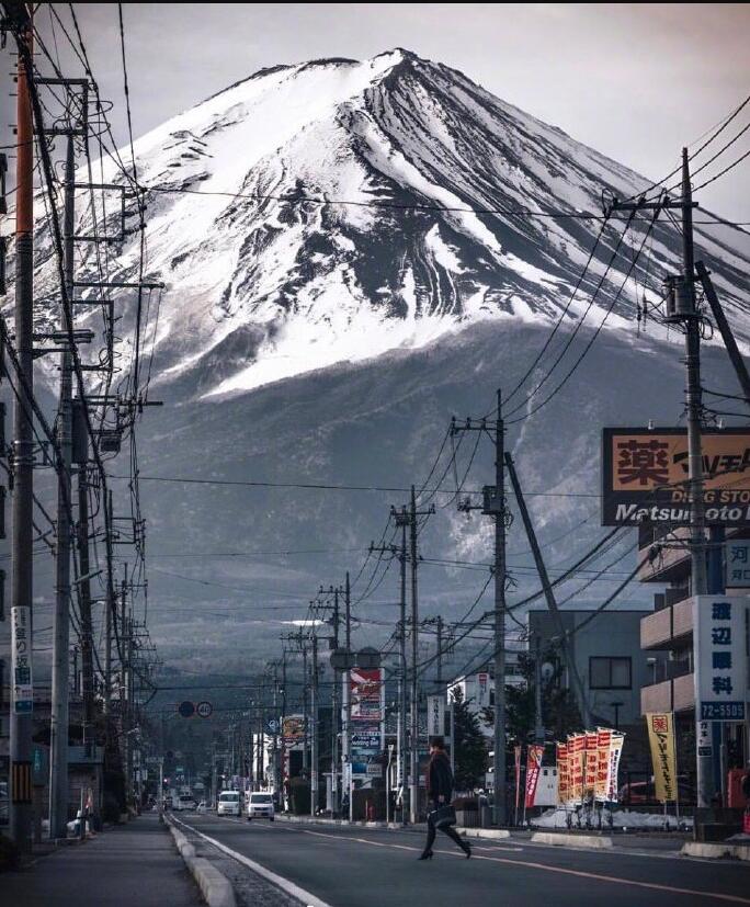 日本的富士山多久喷发一次 如果富士山喷发中国会咋样