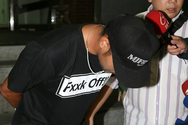 ������ǰ��͸¶��û������С�� ���Լ����˺����������