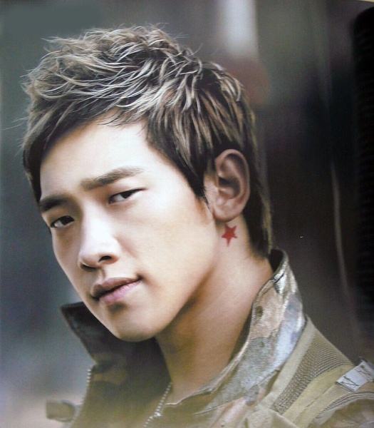 郑智薰为什么叫rain 郑智薰肌肉照片大全