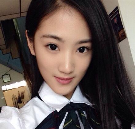 ��ʫ��Ϊʲô����Ϊ����רҵ�� ���ͺ�����ʲô��ϵ