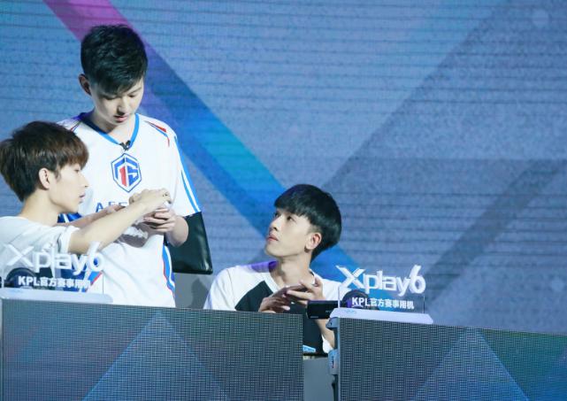 ����Ϊʲô���ϳ� �����Ͱ�̩��ʲô��ϵ