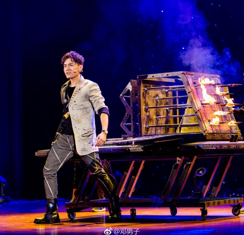 �����Ӹ������϶���� ������ħ��ħ������