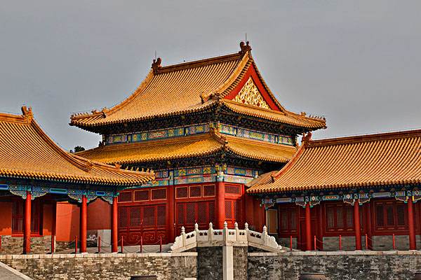 Ǭ¡ĸ�׻��˶����� Ǭ¡��ô���ϻʵ۵�