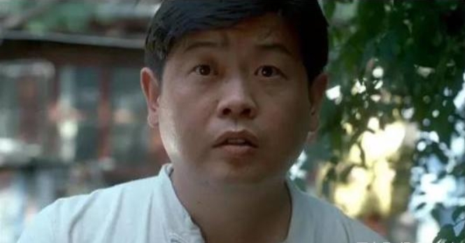 方子哥傅彪照片对比图 他是一级演员吗