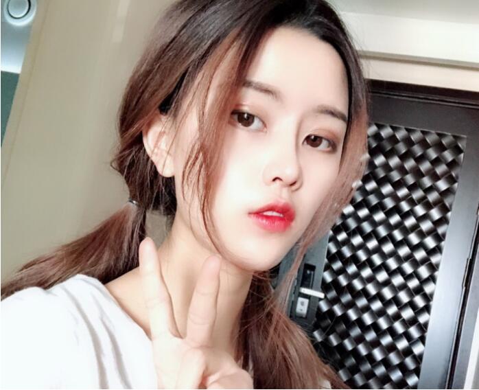 �������ƬͻȻ�ÿֲ� ��С��������Ƭ�Ա���Ƭ���˲���һ����