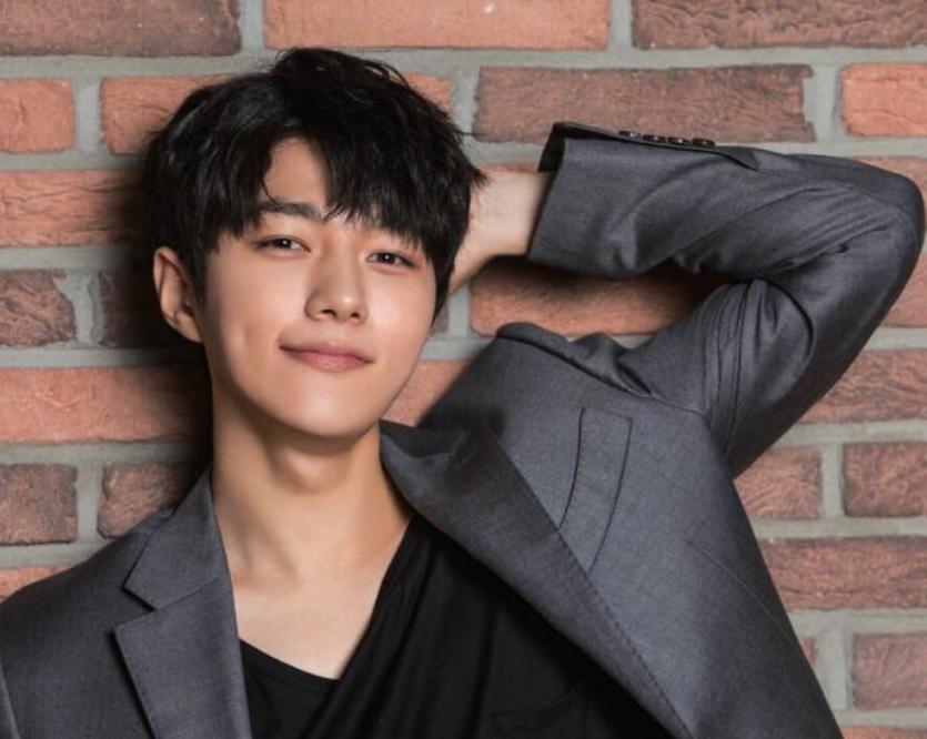 ����䨽������Ƭ ����䨽�����¼�����ô����